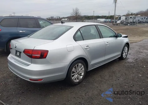 2016 Volkswagen Jetta 1.4T Se z USA, uszkodzony, nr VIN 3VWD67AJ6GM229092